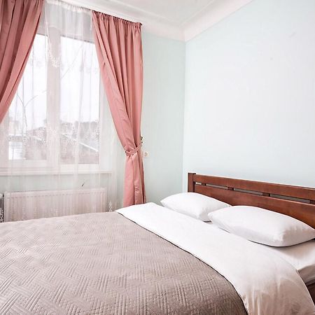 Ukrainian House Апартаменти На Площі Ринок ลวีฟ ภายนอก รูปภาพ